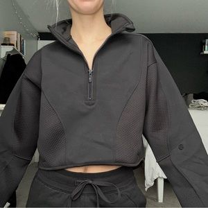 Lululemon sweatshirt
